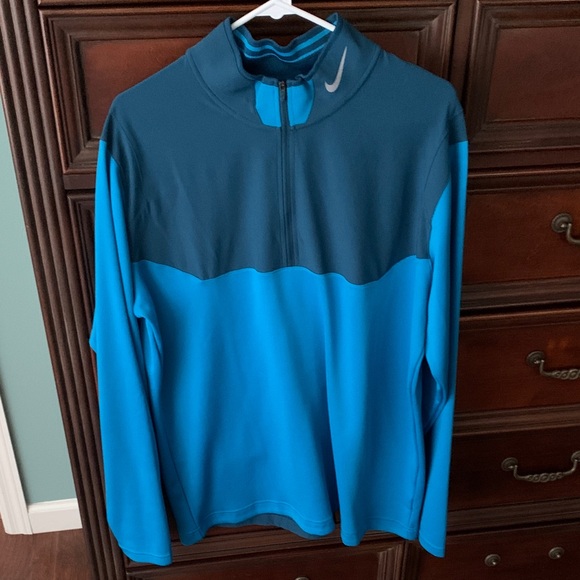 Nike Two-Tone Blue Half-Zip Top - Picture 1 of 3